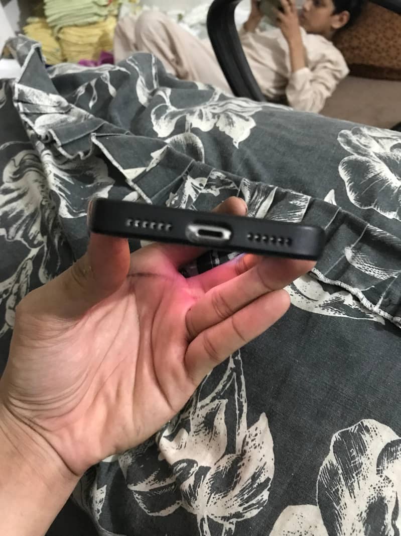 Apple iPhone X 3