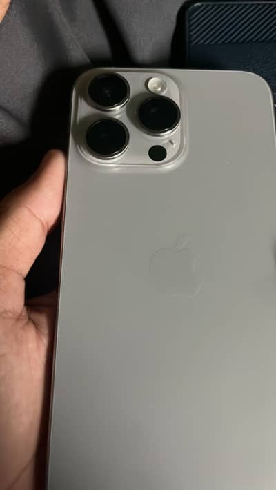 Apple iPhone 15 Pro Max