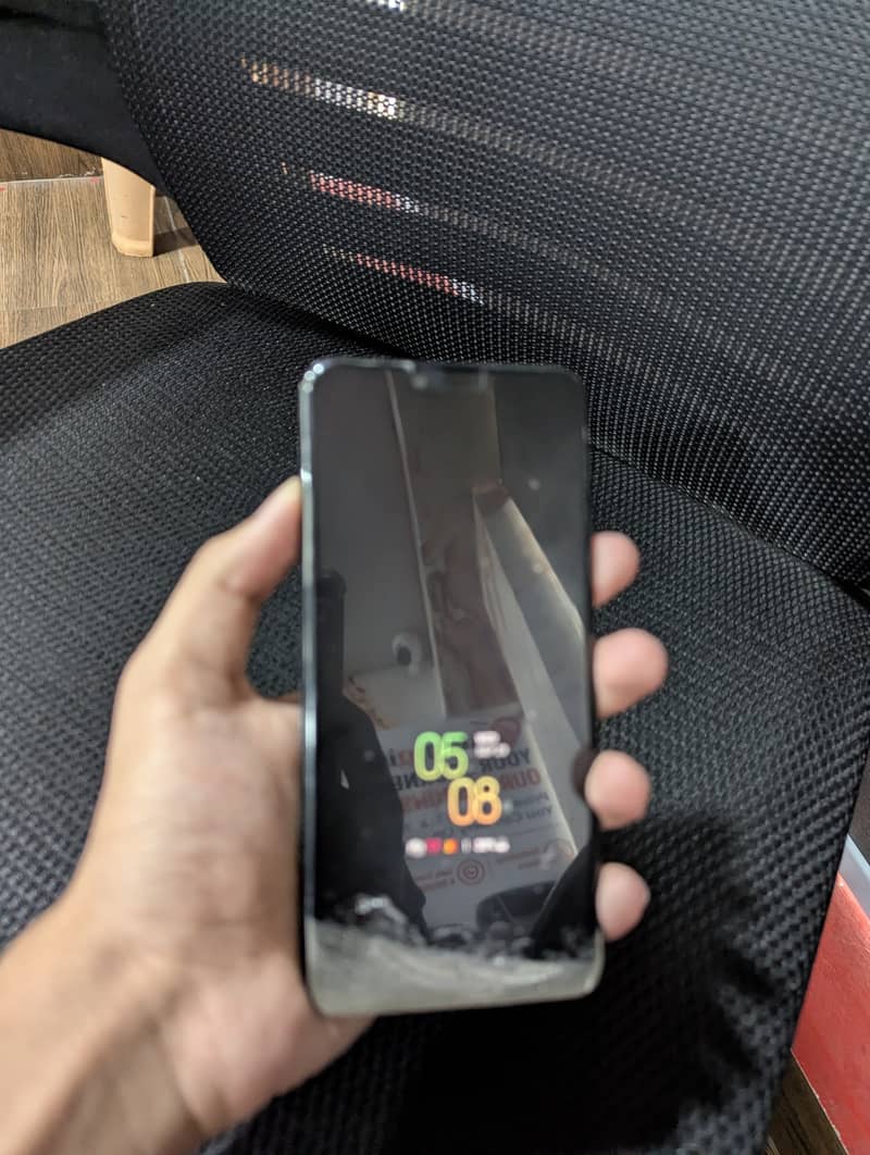 LG G8 ThinQ 3