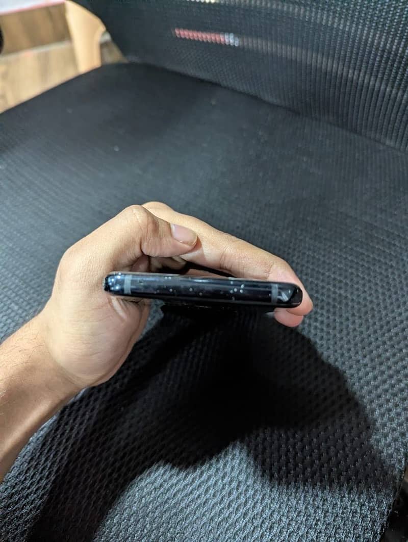 LG G8 ThinQ 5