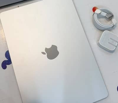 Macbook M5 air