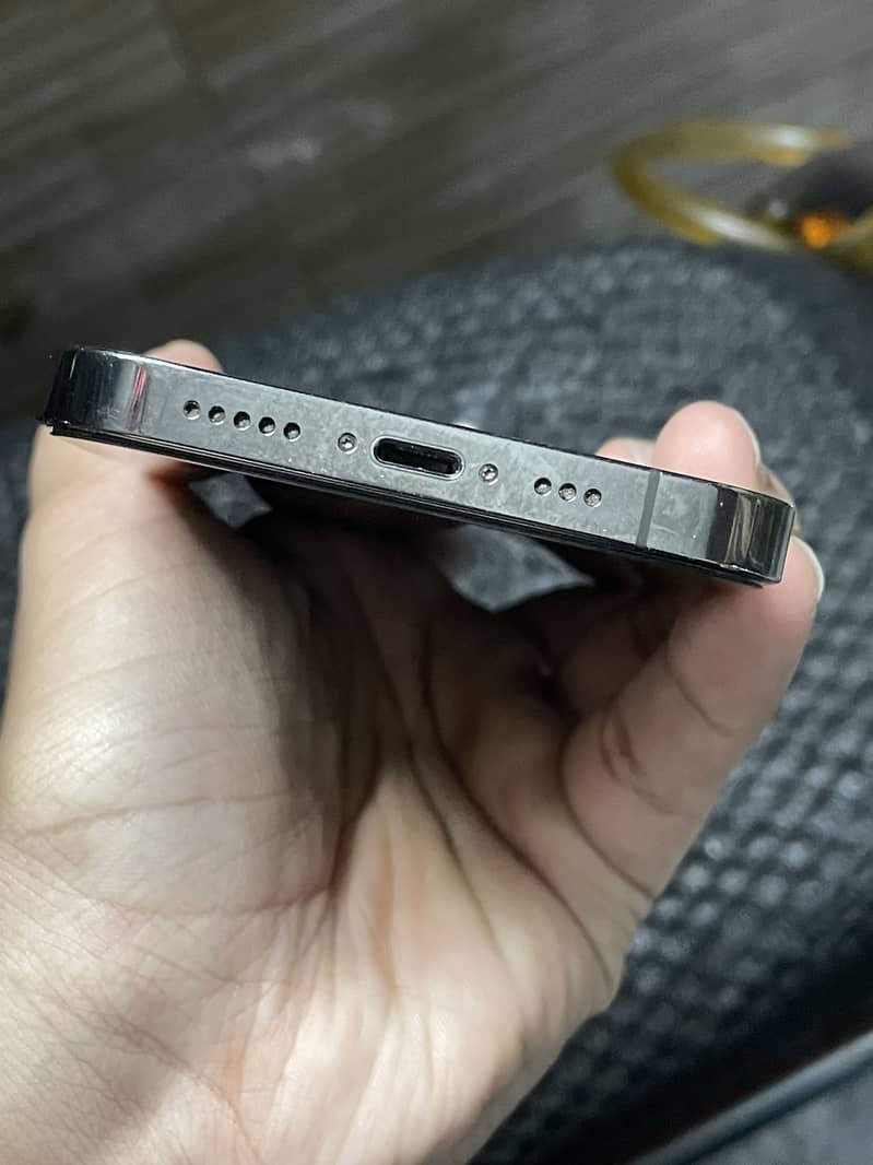 Apple iPhone 13 Pro 3