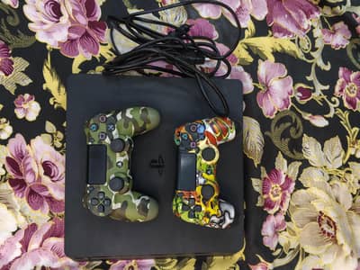 Playstation 4 Slim Model