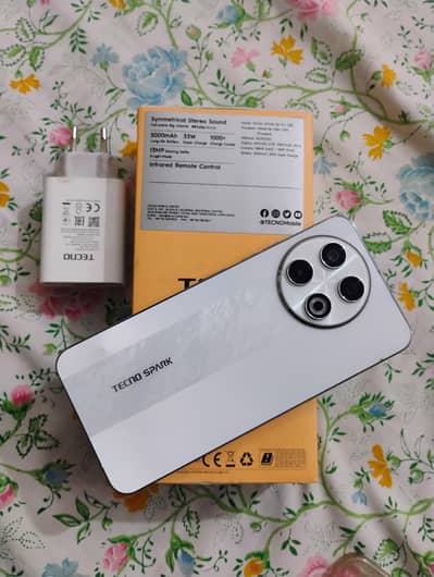 Tecno SPARK 30 Pro