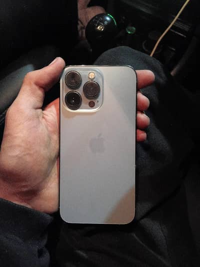 Apple iPhone 13 Pro
