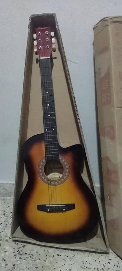 Acoustic Guitar for Sale – Good Condition