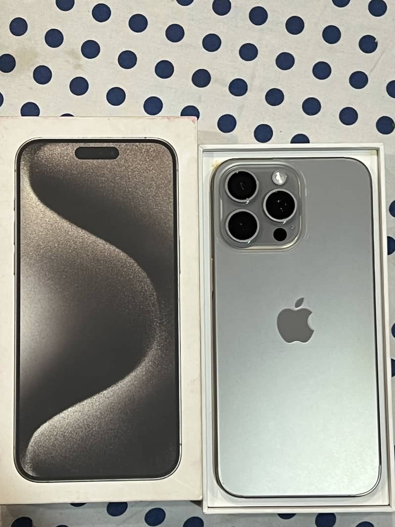 Apple iPhone 15 Pro Max 5