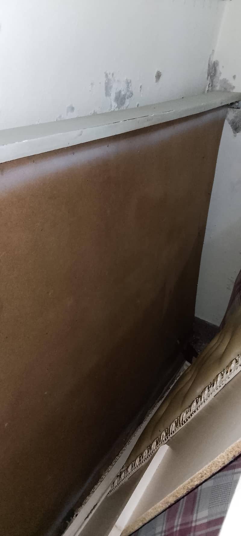 very nice good condition bed 1