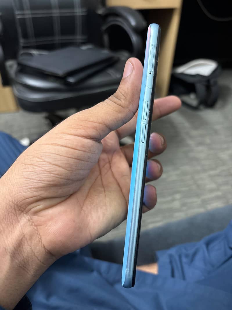 OPPO A76 4