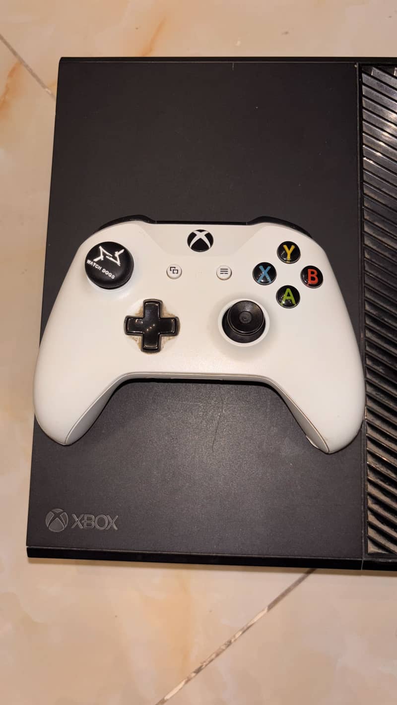 Xbox one 1 TB 2