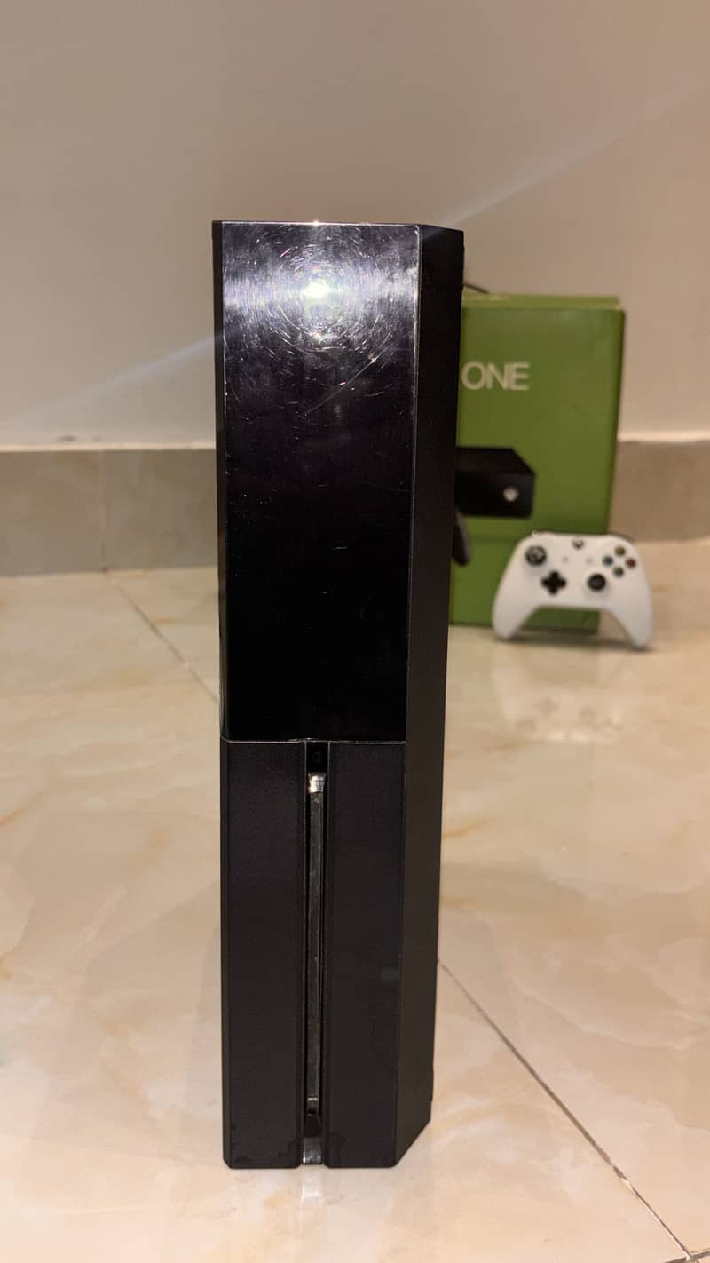 Xbox one 1 TB 11
