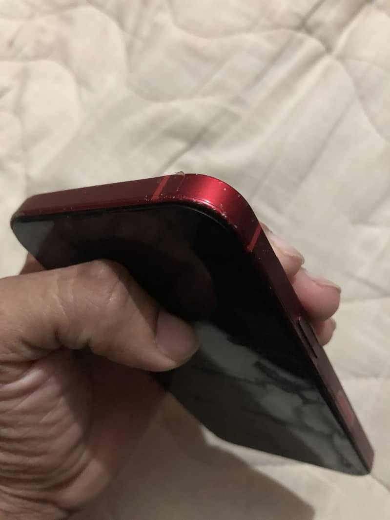 Apple iPhone 13 1