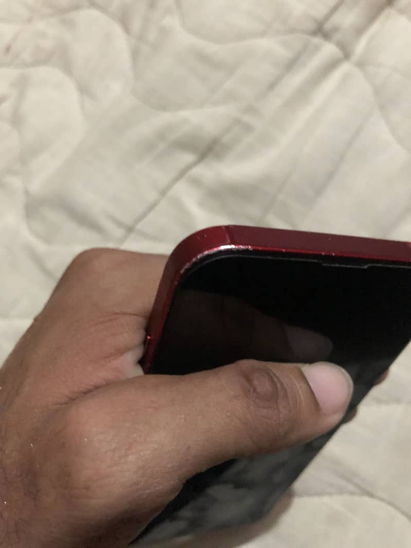 Apple iPhone 13 3