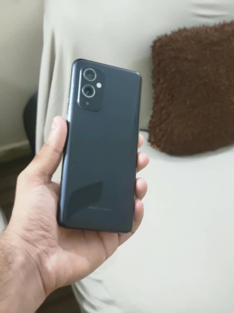 One Plus 9 5