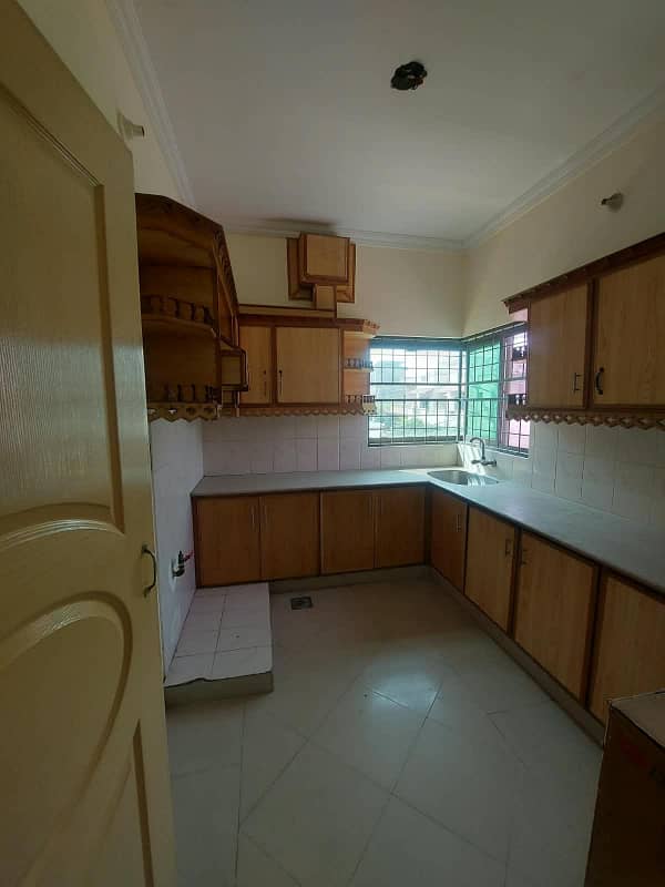 7.5 Upper Portion Paying Guest 1
