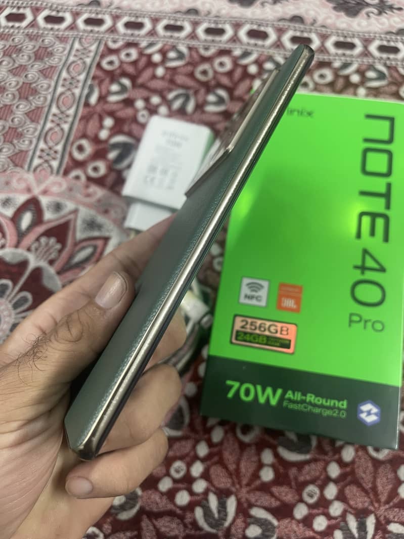 Infinix Note 40 Pro 3