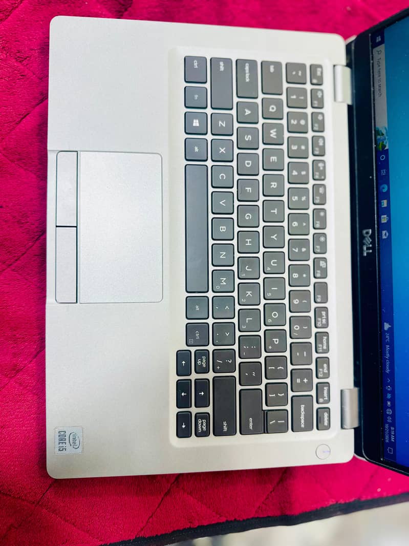 Dell Laptop 3