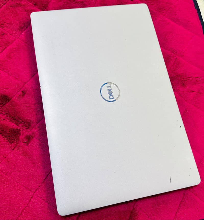 Dell Laptop 4