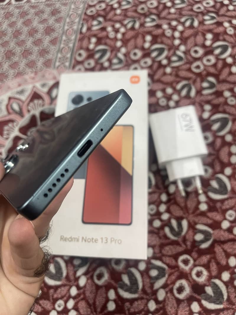 Xiaomi Redmi Note 13 Pro 3