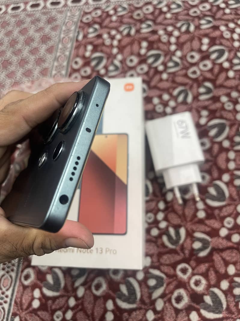 Xiaomi Redmi Note 13 Pro 5