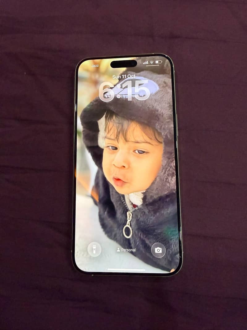 Apple iPhone 15 Pro Max 6