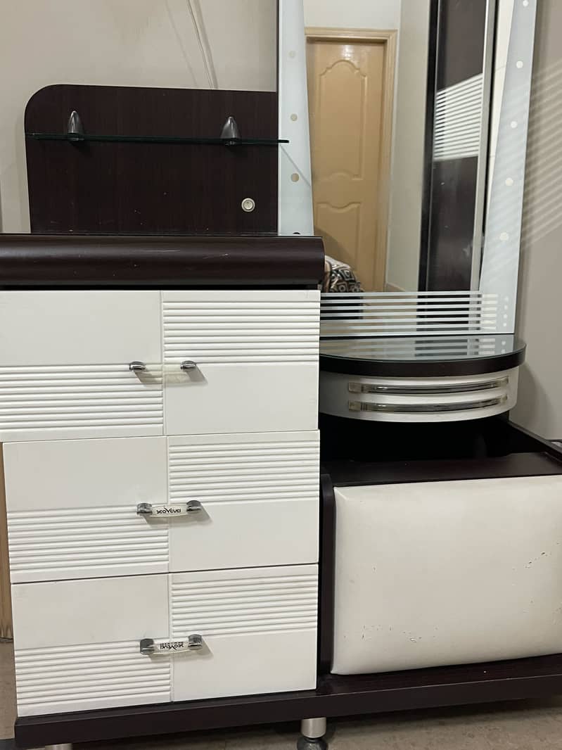 Bedroom set 8