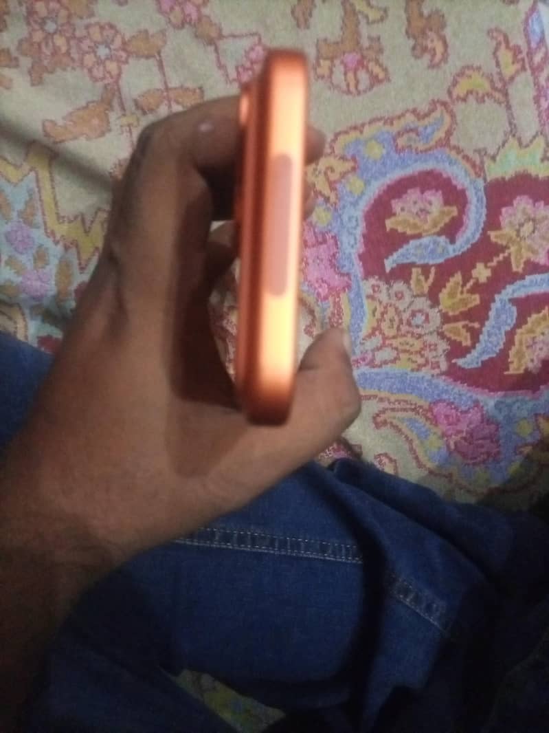 Apple iPhone 17 Pro Max 3