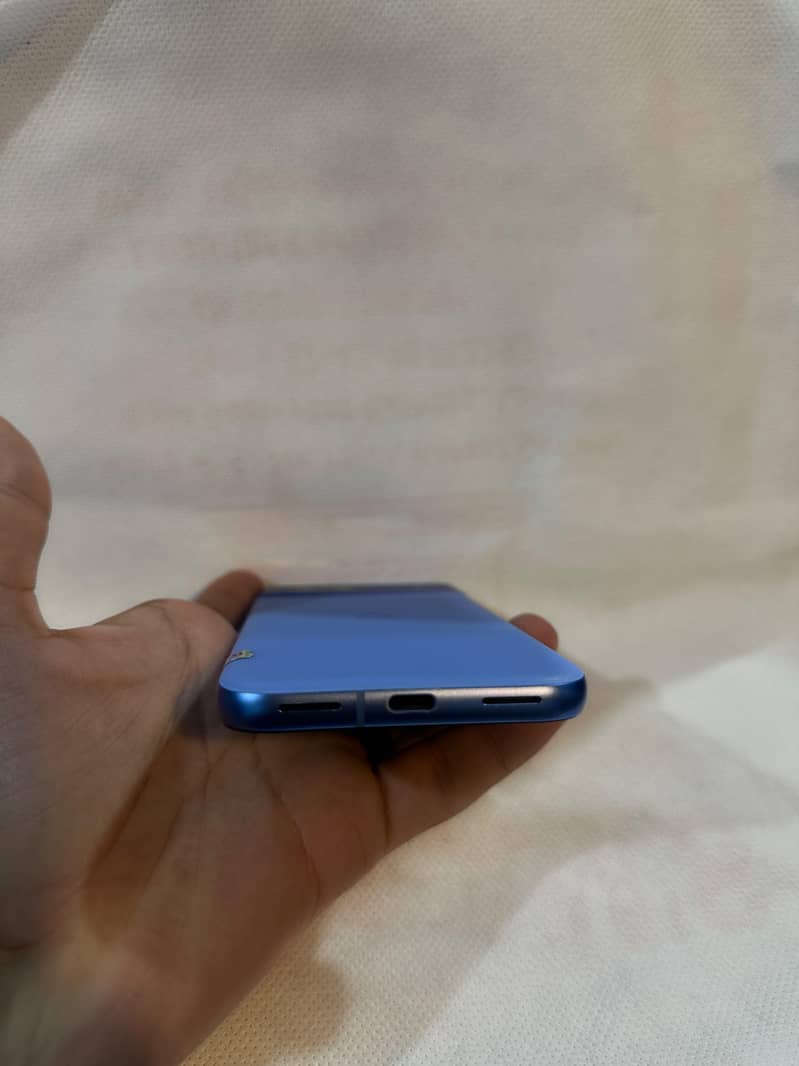 Google Pixel 8a 3