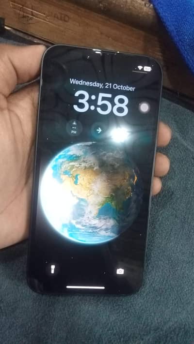 Apple iPhone 14
