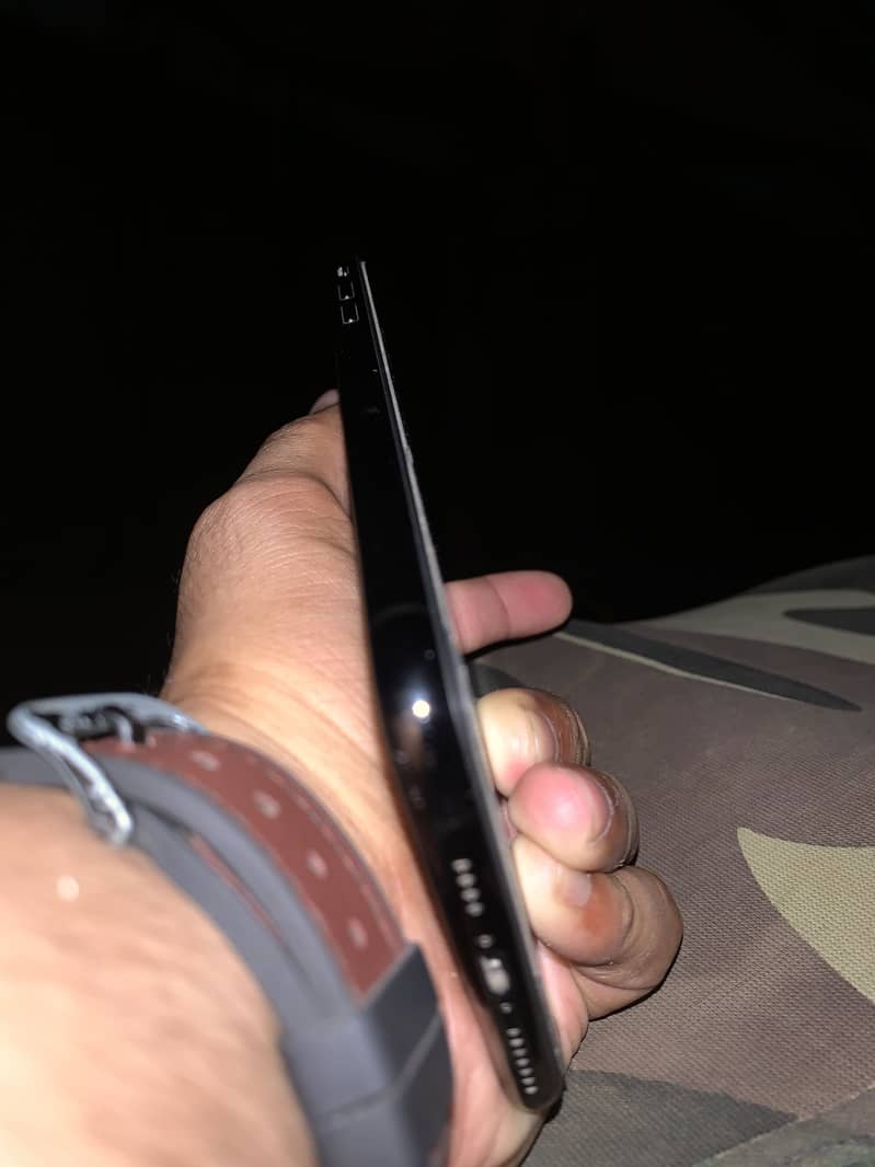 Apple iPhone 11 Pro Max 10