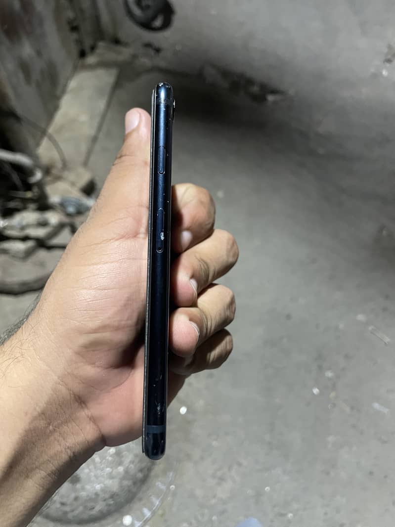 Apple iPhone SE 3