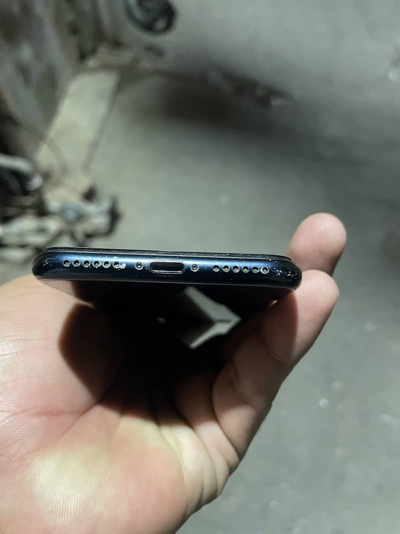 Apple iPhone SE 4