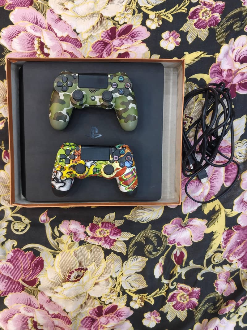 Playstation 4 Slim Model 1