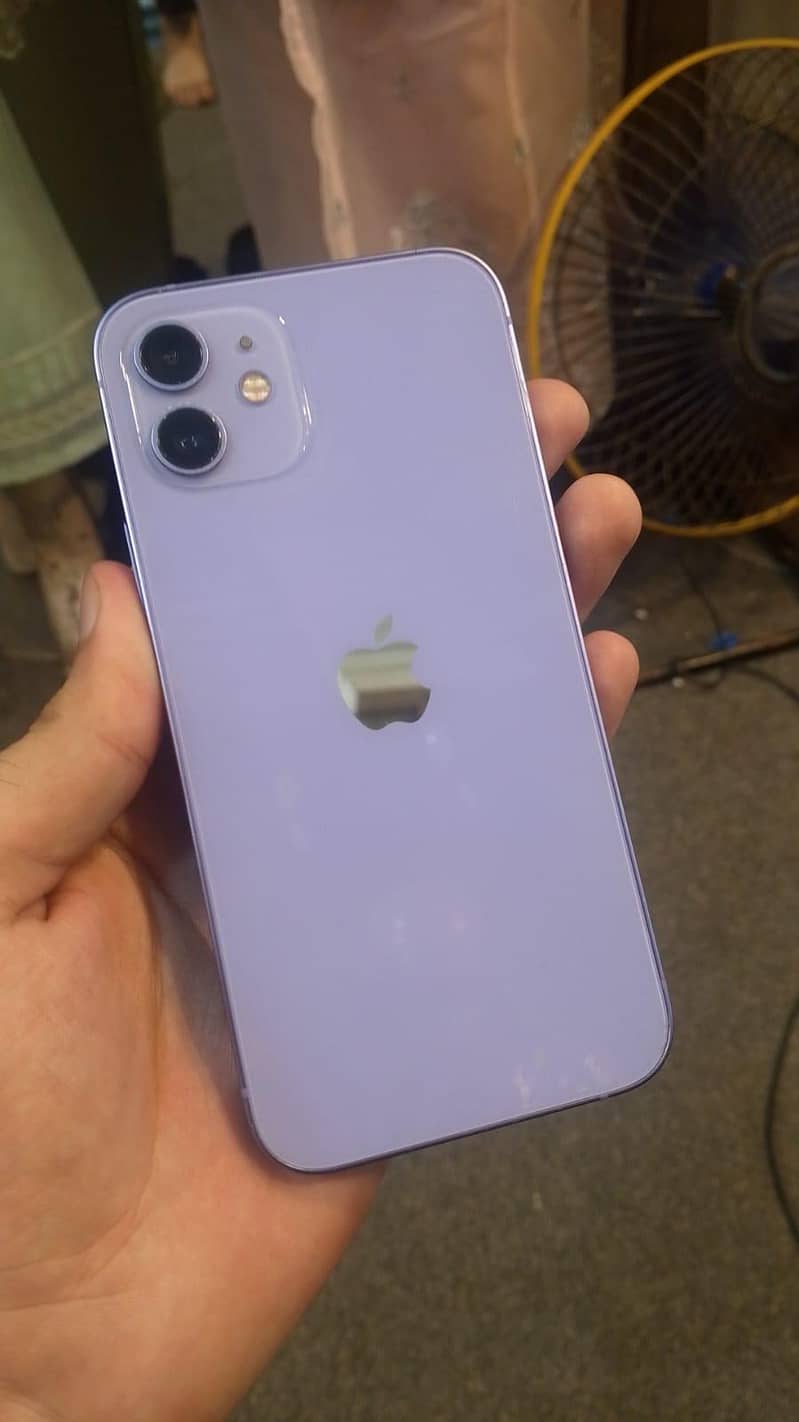 Apple iPhone 12 0