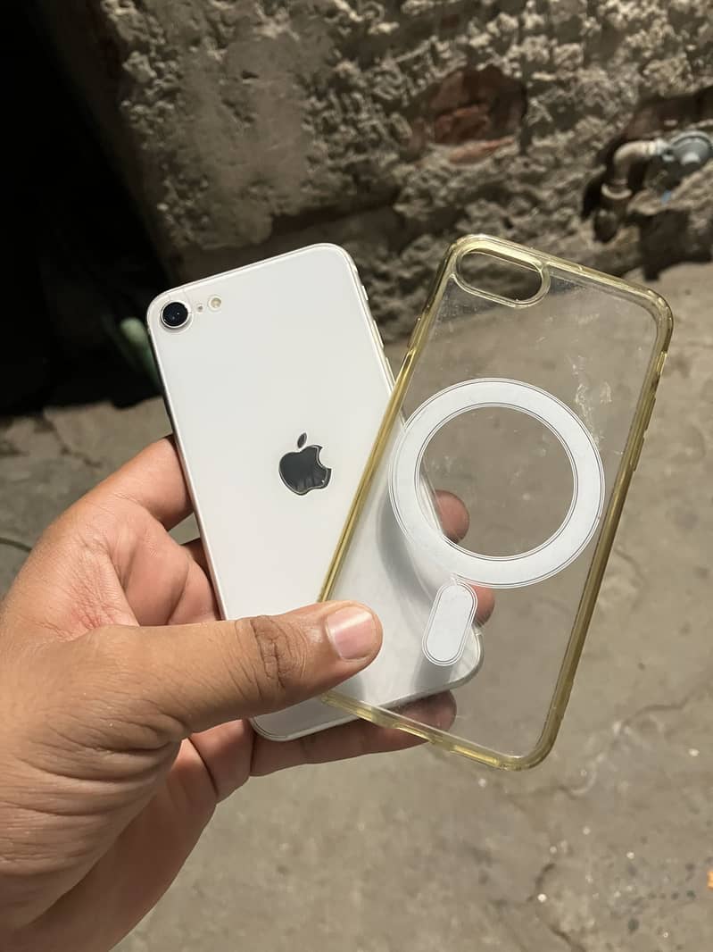 Apple iPhone SE 0
