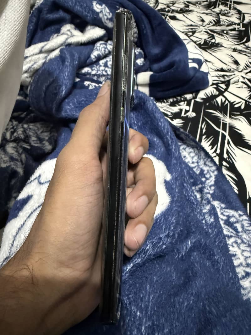 Motorola Edge Plus 3