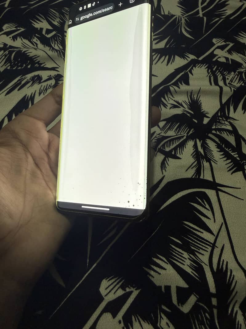 Motorola Edge Plus 6