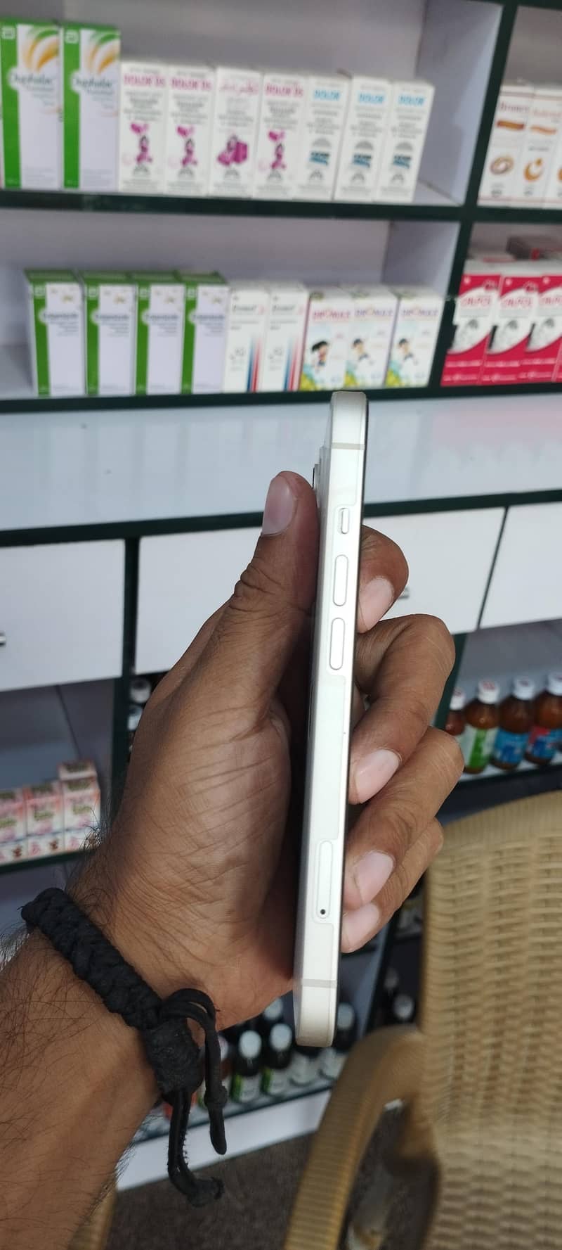 Apple iPhone 13 2