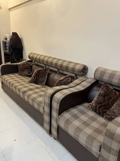 Sofa set + centre table karachi