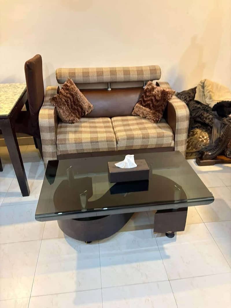 Sofa set + centre table karachi 3