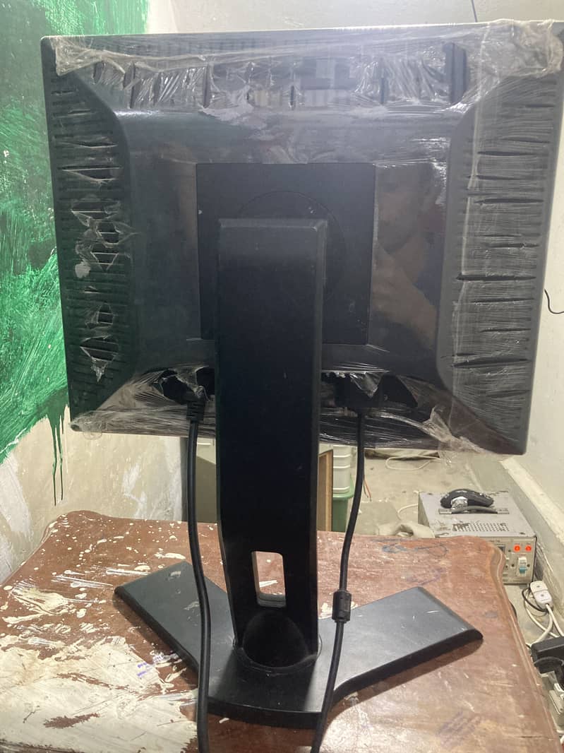 Dell 17 inch 1
