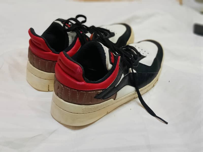 used shoes 2