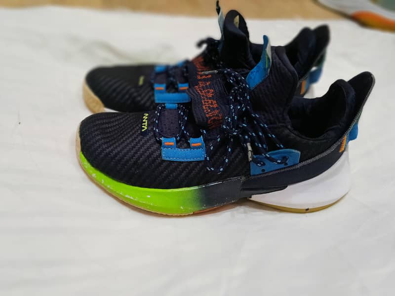 used shoes 13