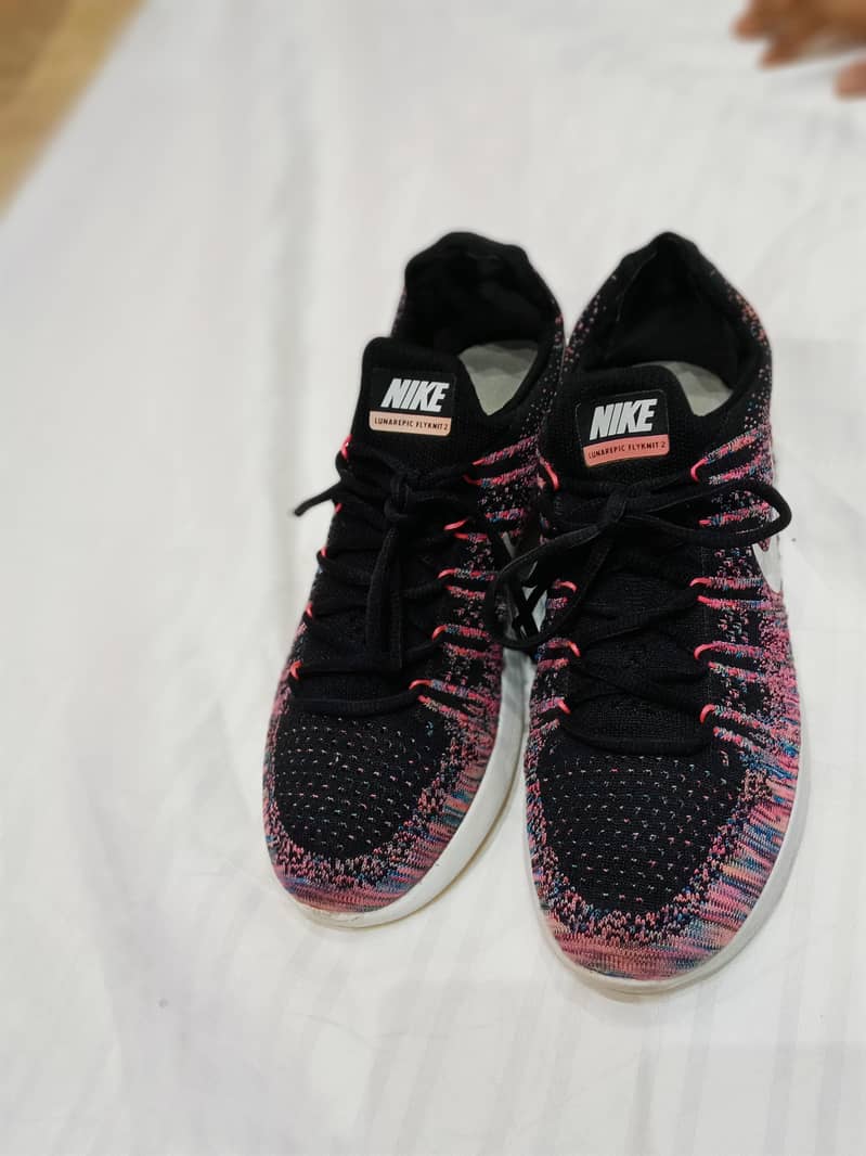 used shoes 14
