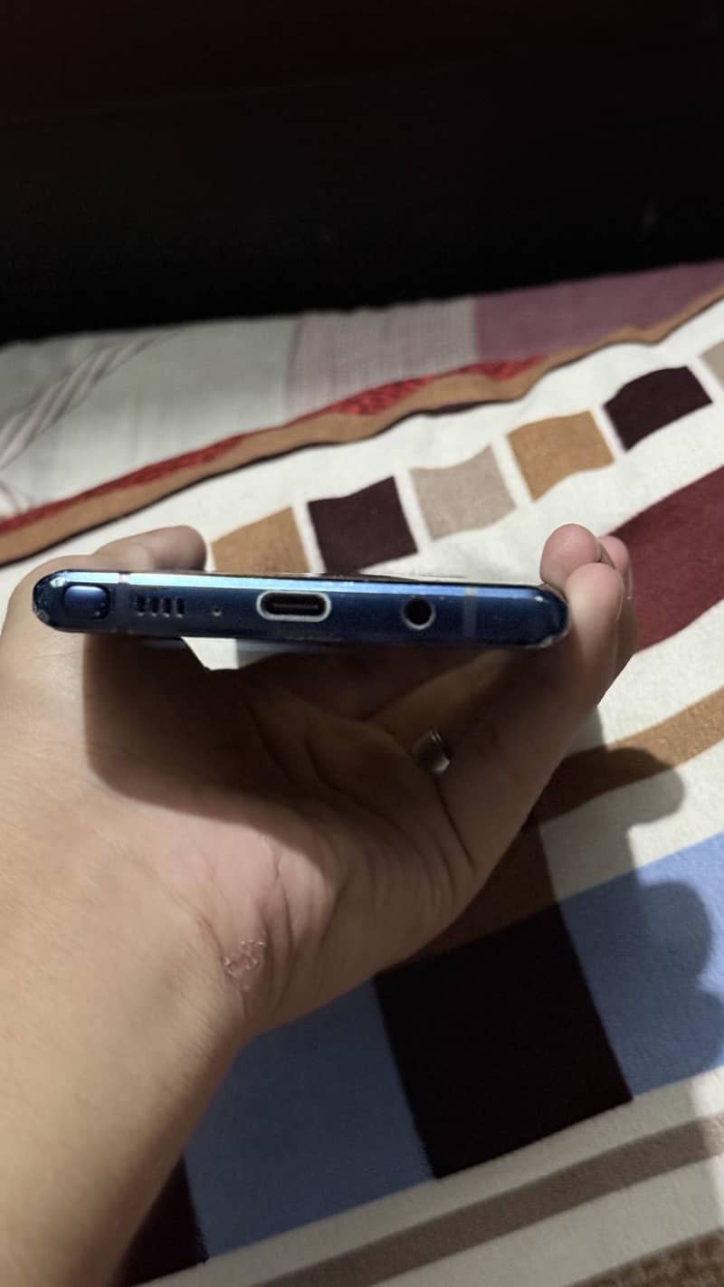 Samsung Mobile Note 10 Plus 4
