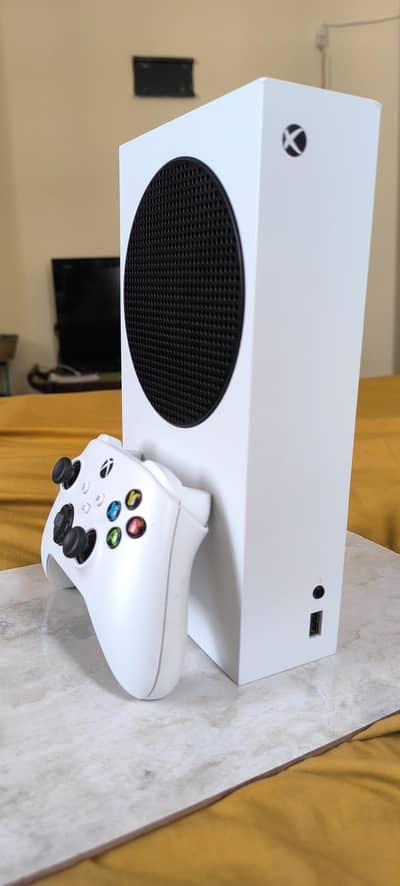 Xbox series s 512 2 controllers 10/10working