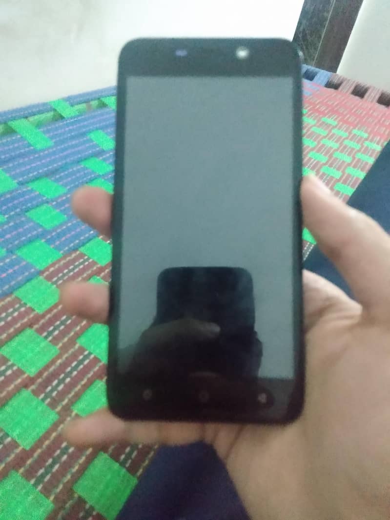 telenor infinty e3 lcd panel 0