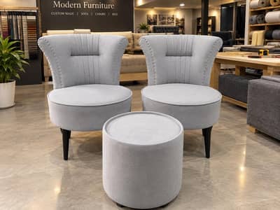 bed room chairs with table