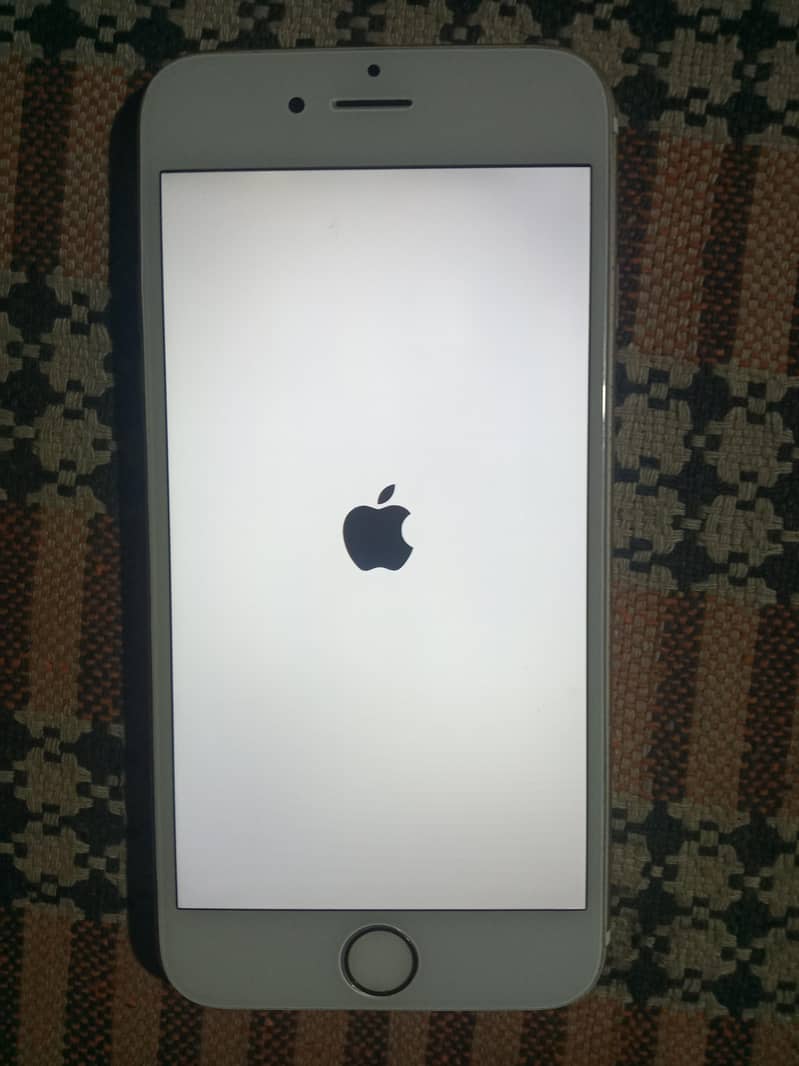 Apple iPhone 6S 8
