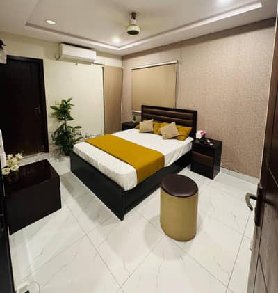 Daily basis weekly basis one bedrooms fully furnished luxury apartments available for rent Gulberg greens Islamabad